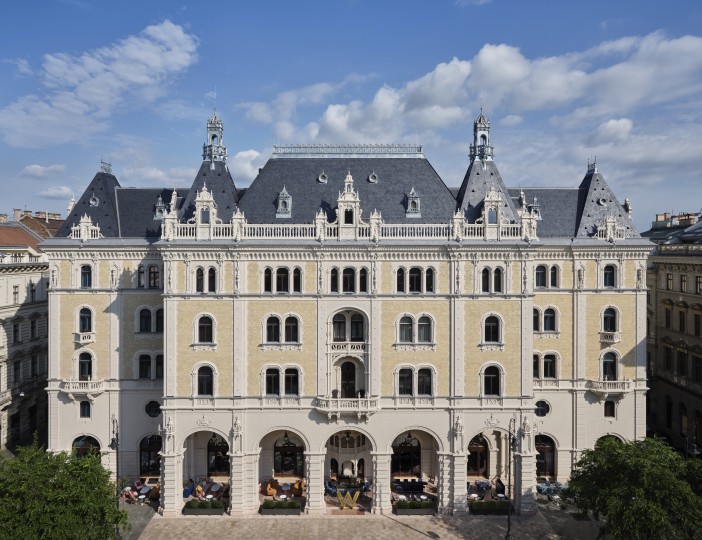 w_budapest